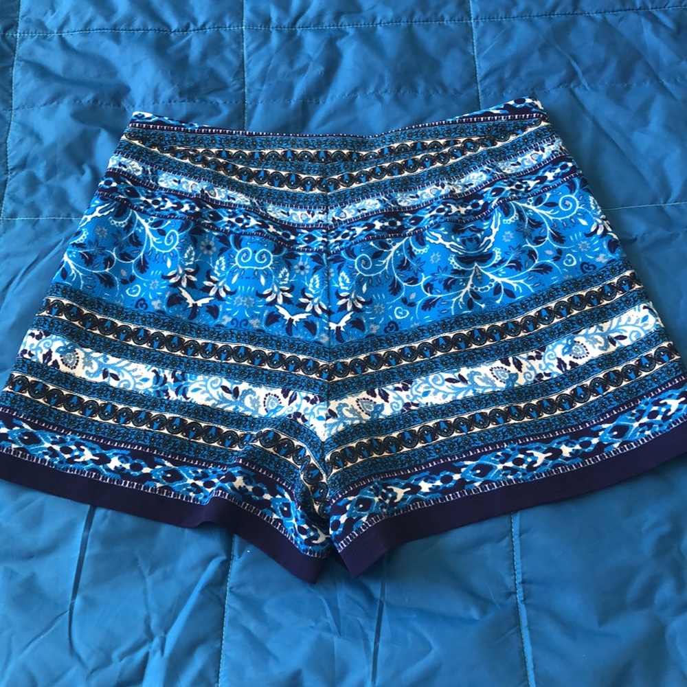 Patterned Short - image 4